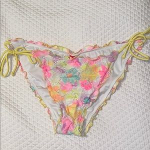 Victoria’s Secret Bathing Suit bottoms Size M